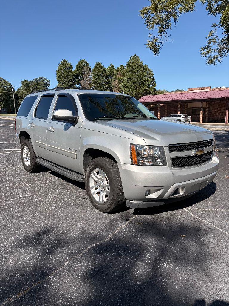 2011 Chevrolet Tahoe - $7,500