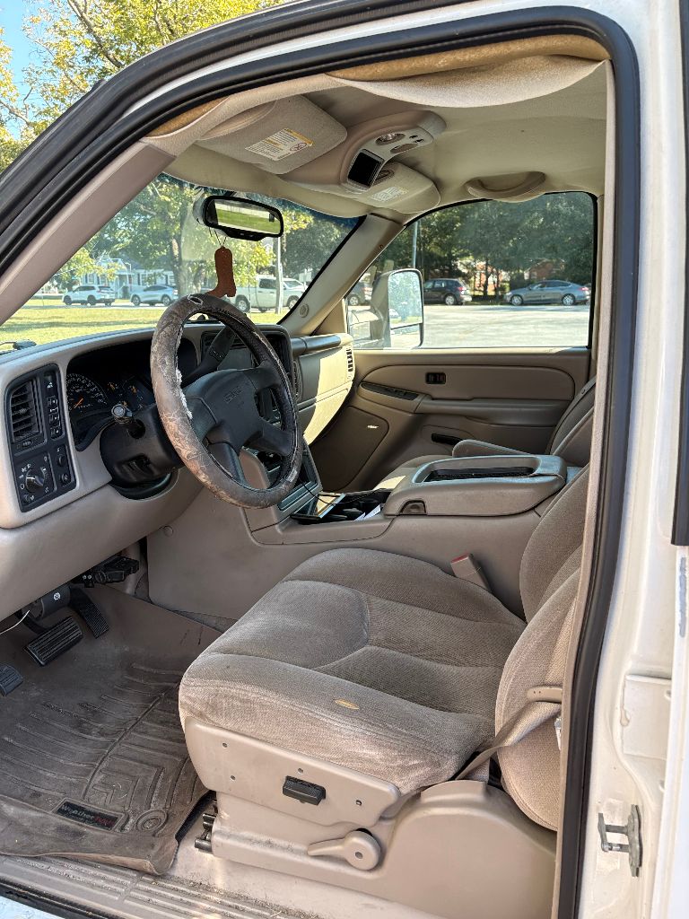 2006 GMC Sierra - $7,500