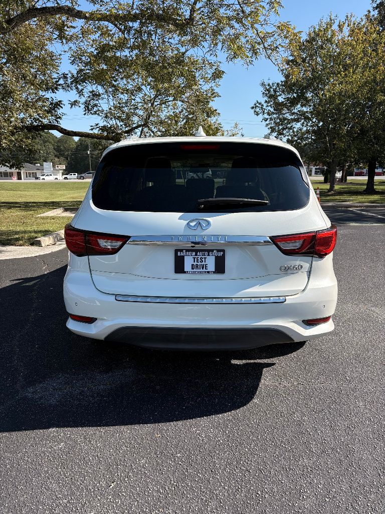 2017 INFINITI QX60 - $7,900