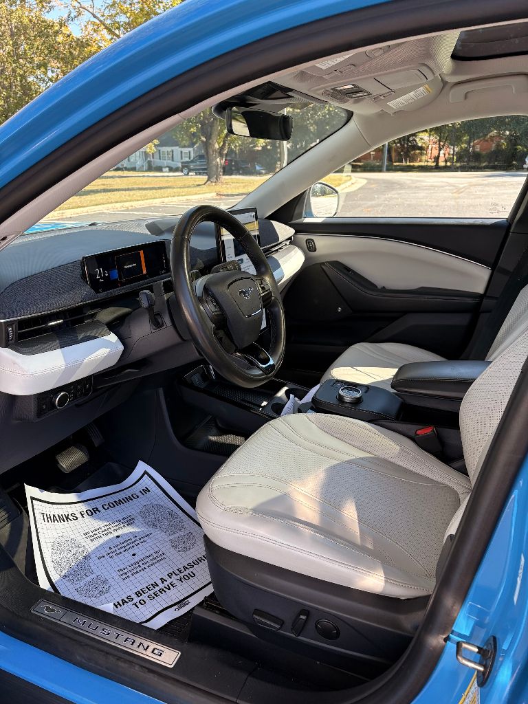 2023 Ford Mustang - $14,900