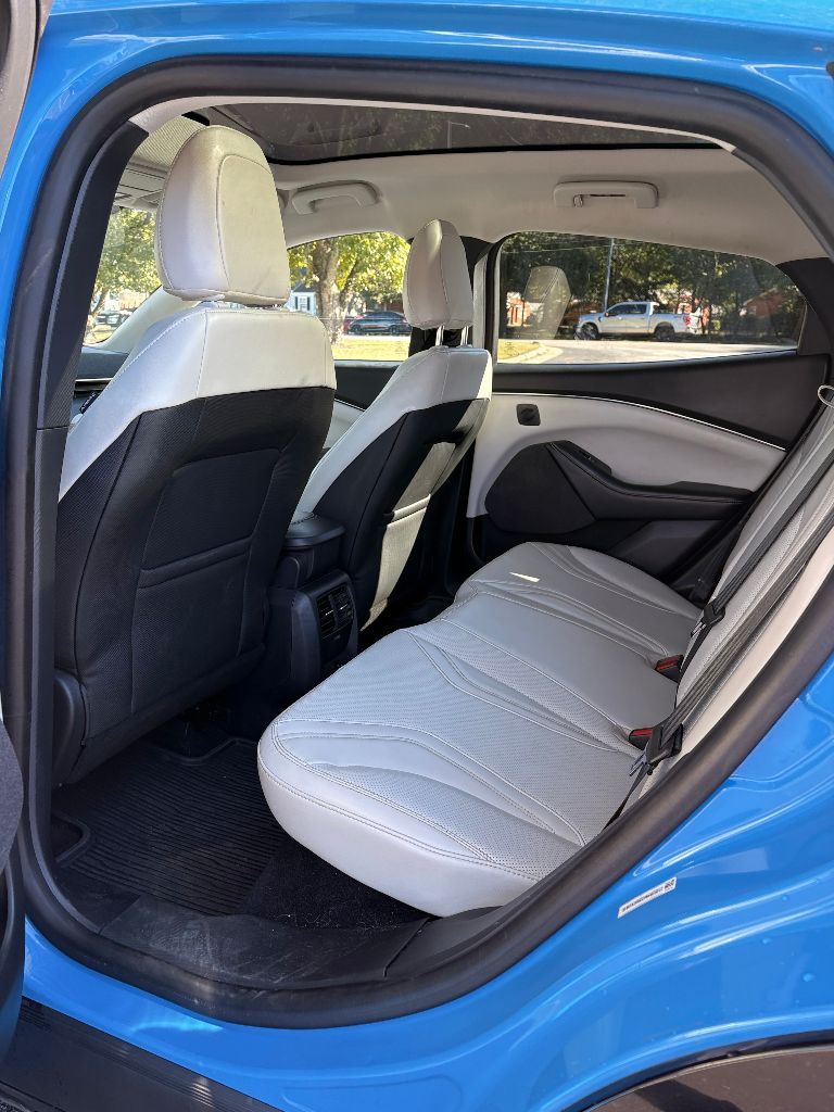 2023 Ford Mustang - $14,900