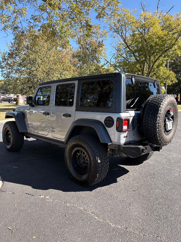2018 Jeep Wrangler - $18,900