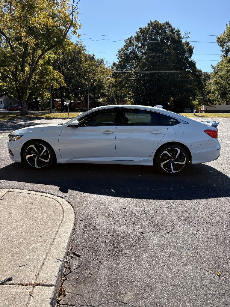 2019 Honda Accord - $14,900
