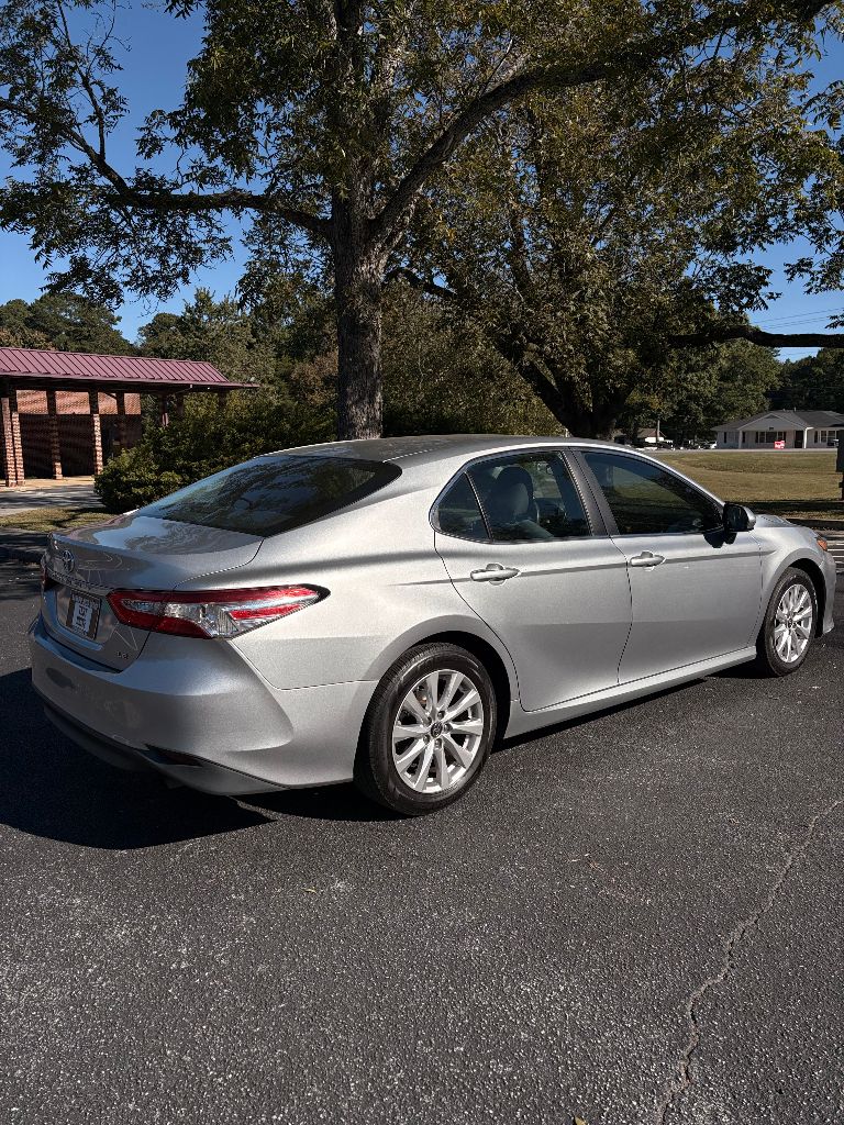 2018 Toyota Camry - $8,700