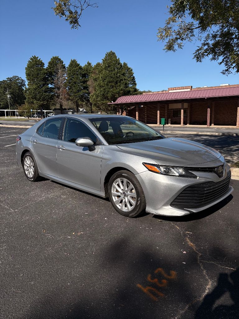 2018 Toyota Camry - $8,700