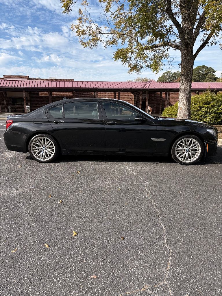 2013 BMW 740li - $11,900