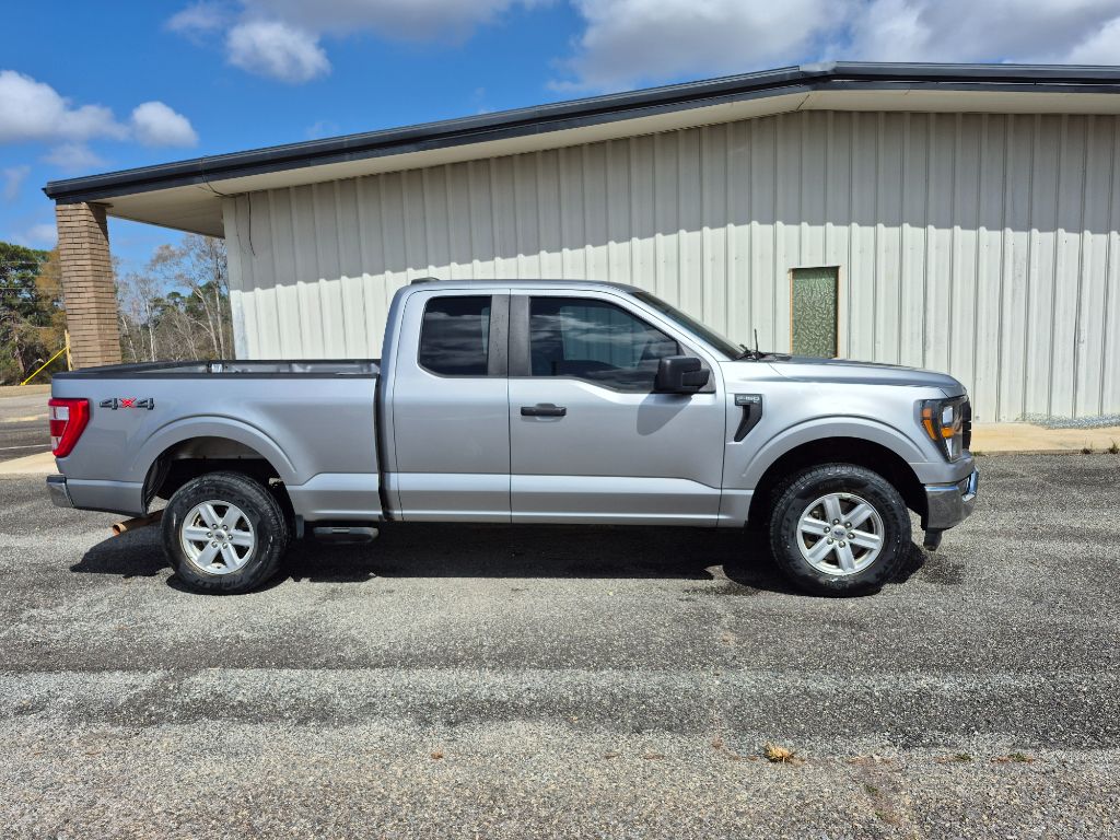 2023 Ford F-150 - $29,500