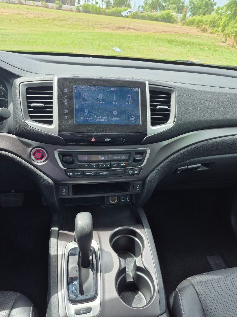 2017 Honda Ridgeline - $13,999