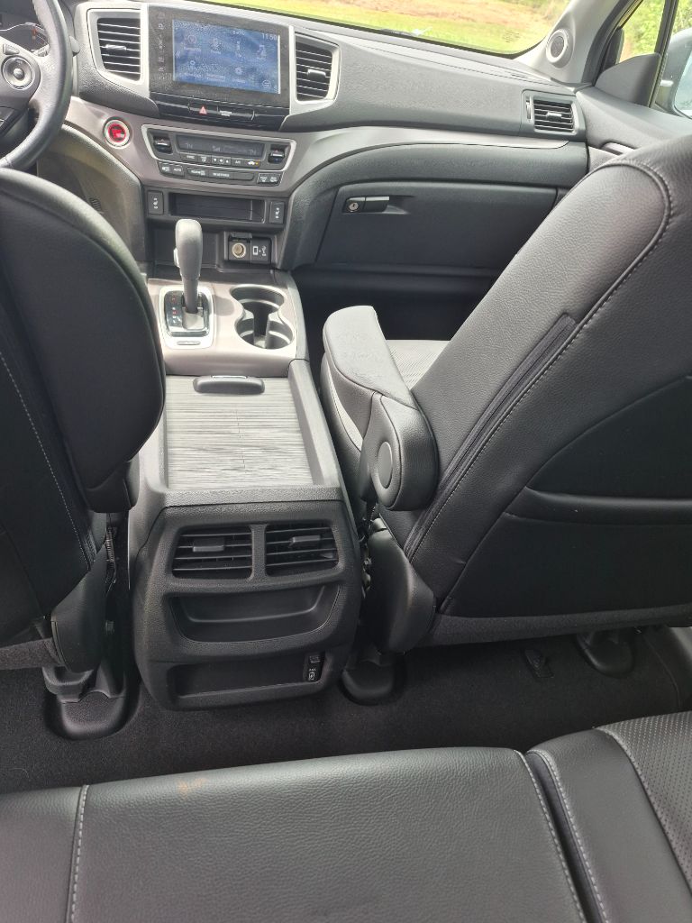 2017 Honda Ridgeline - $13,999