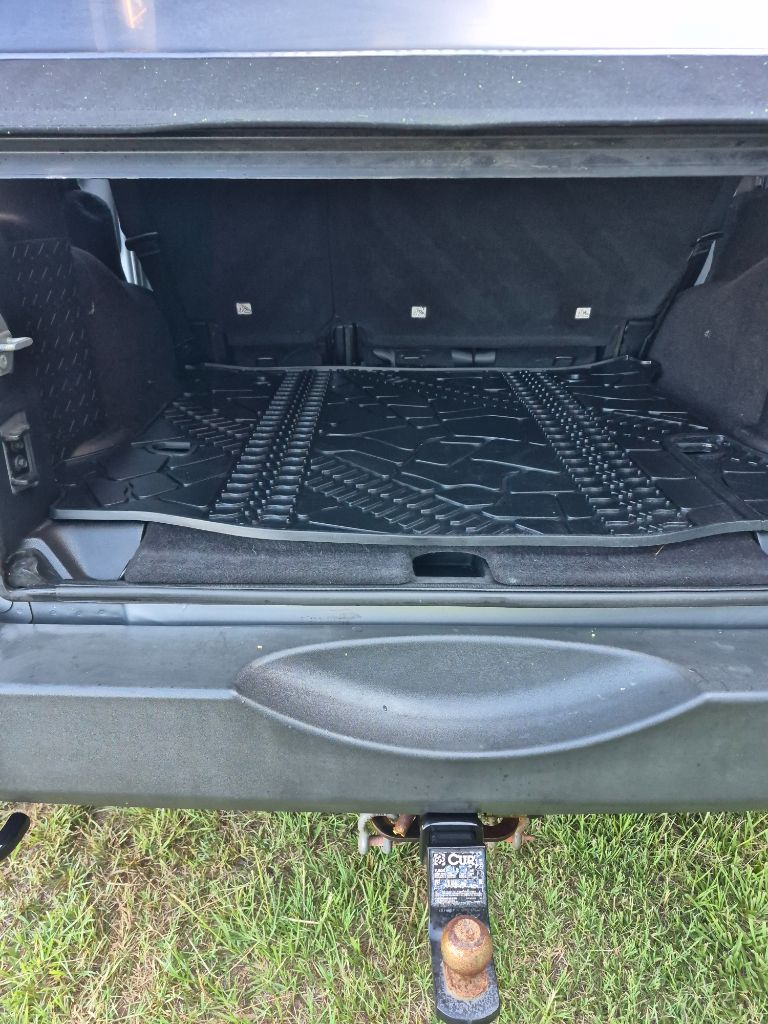 2016 Jeep Wrangler - $14,999