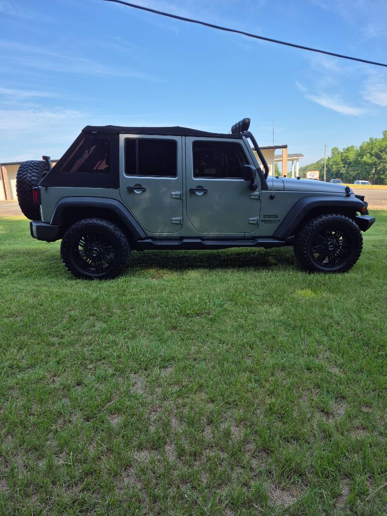2016 Jeep Wrangler - $14,999