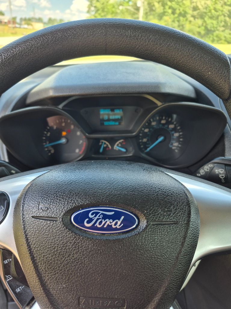 2017 Ford Transit Connect - $10,999