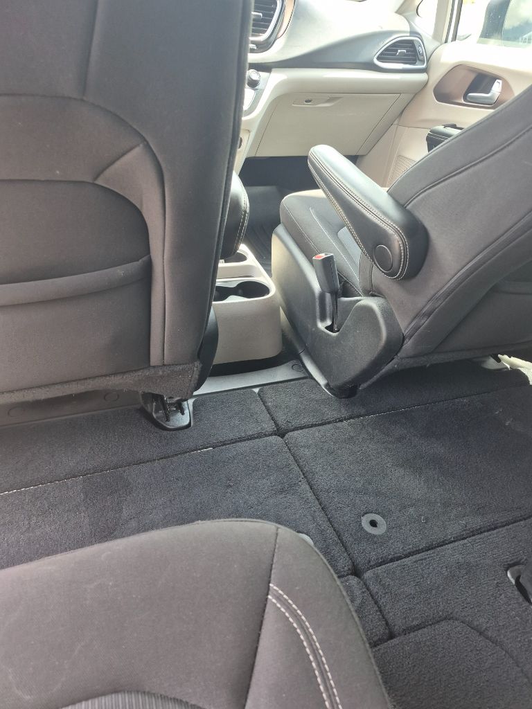 2023 Chrysler Voyager - $18,999