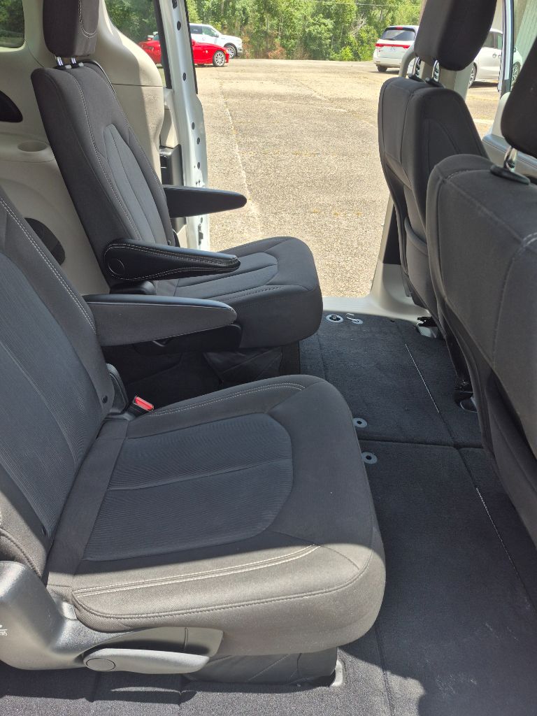 2023 Chrysler Voyager - $18,999