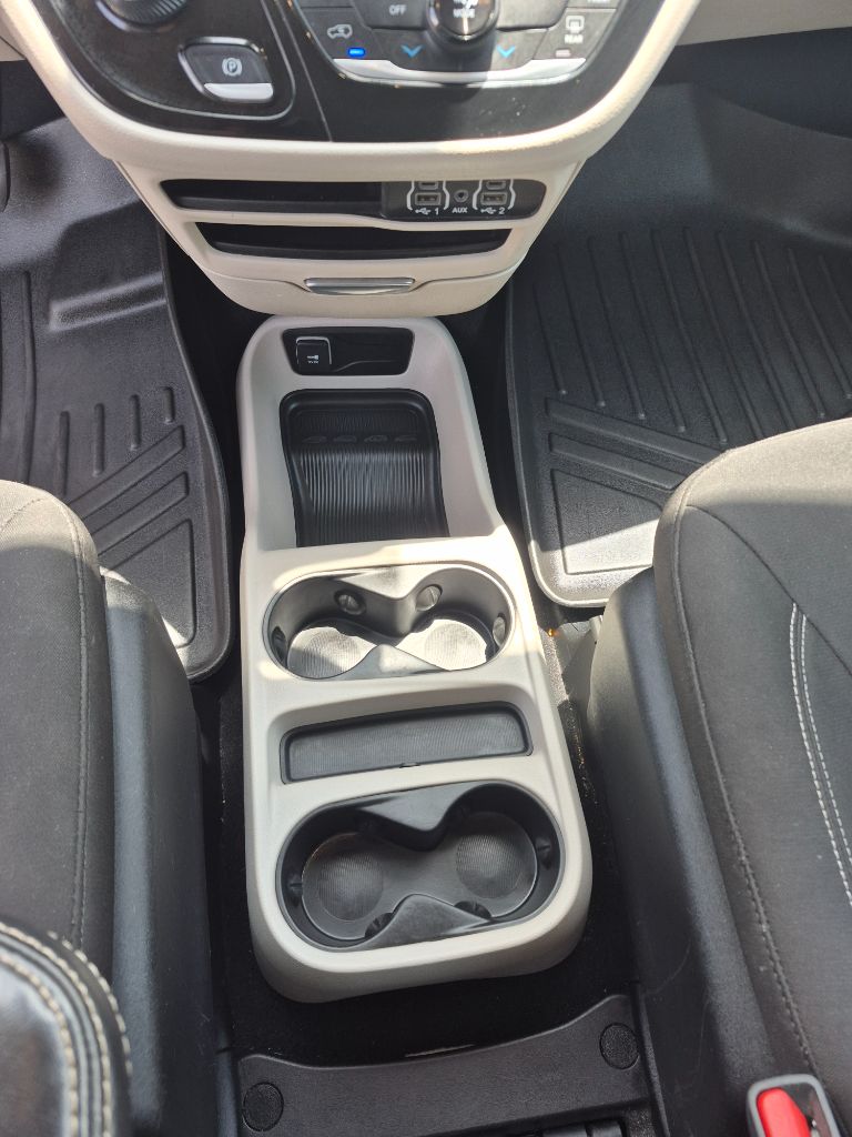 2023 Chrysler Voyager - $18,999