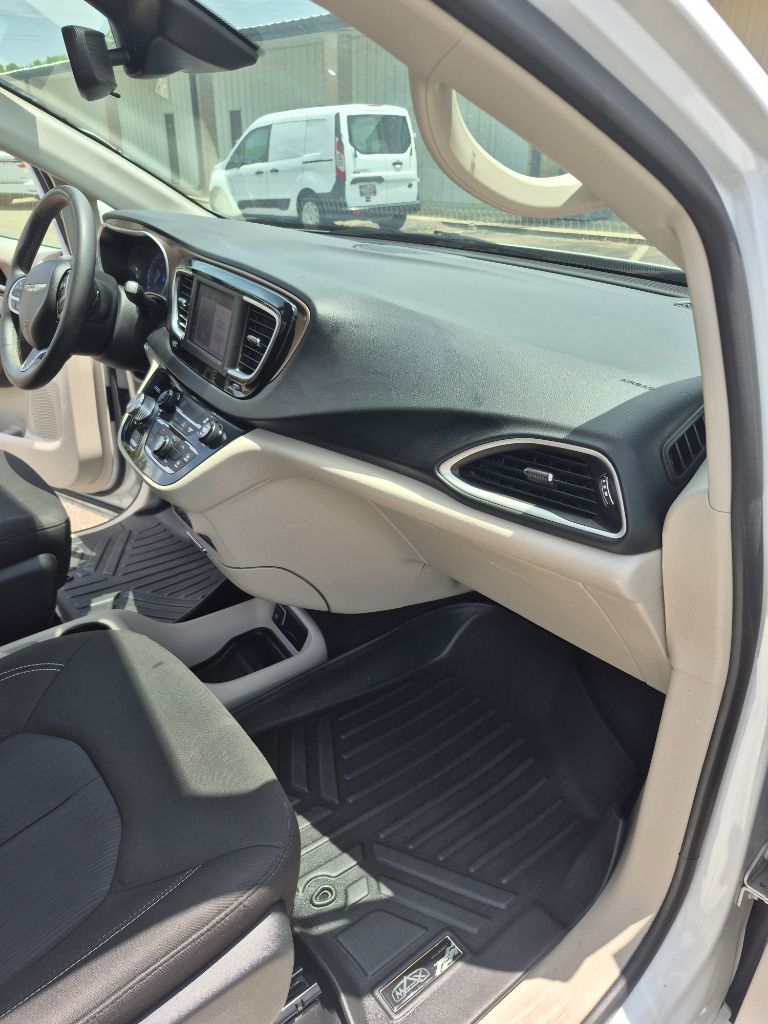 2023 Chrysler Voyager - $18,999