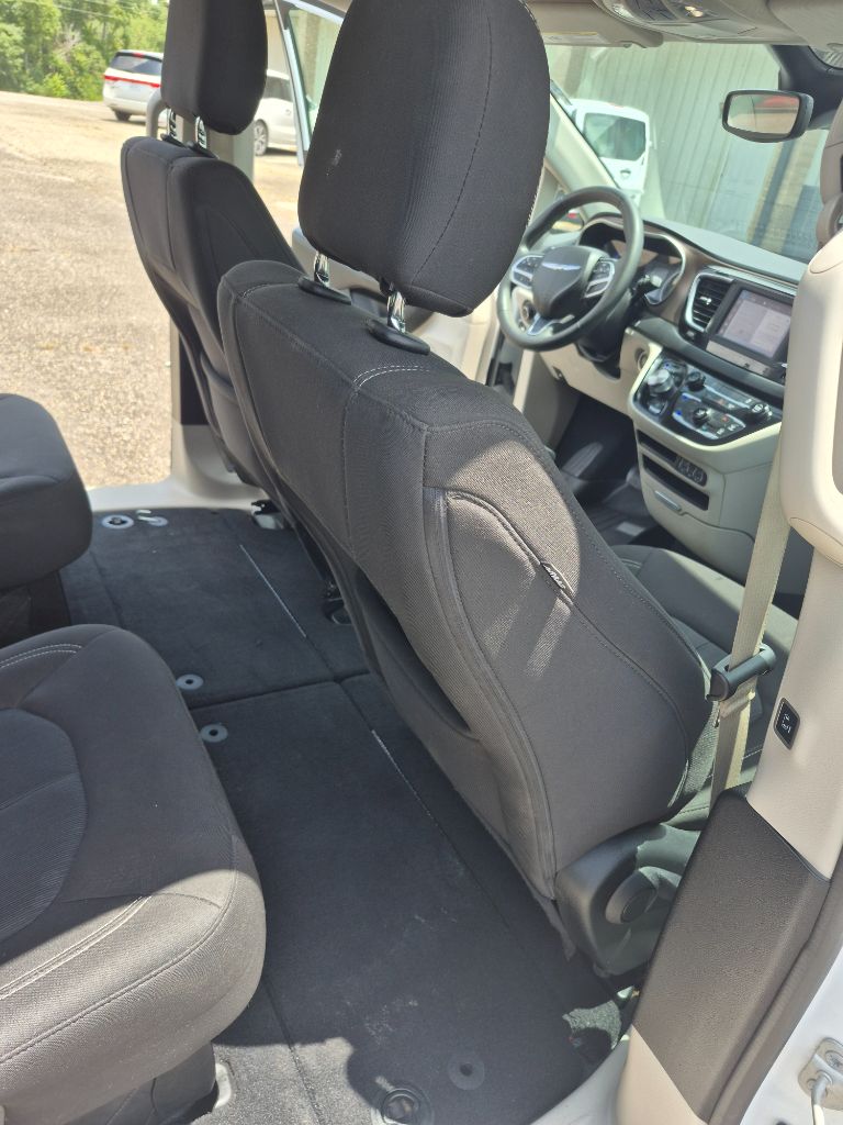 2023 Chrysler Voyager - $18,999