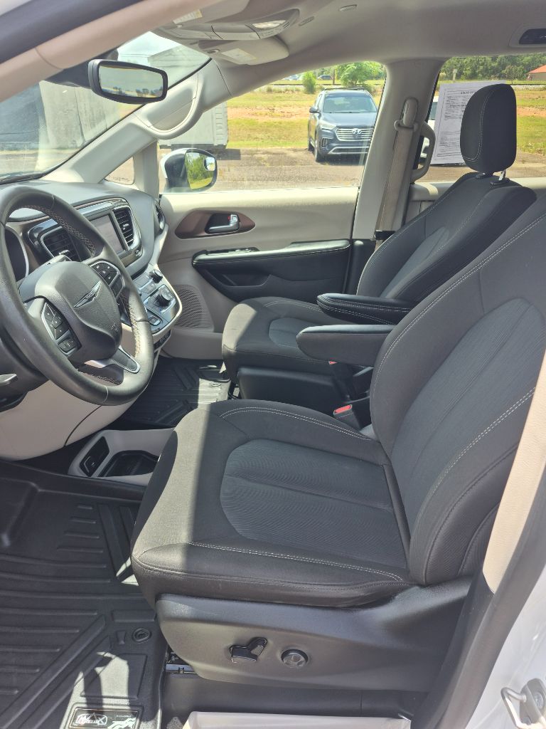 2023 Chrysler Voyager - $18,999