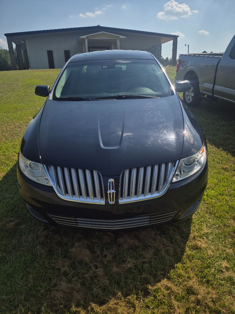 2011 Lincoln MKS - $9,499