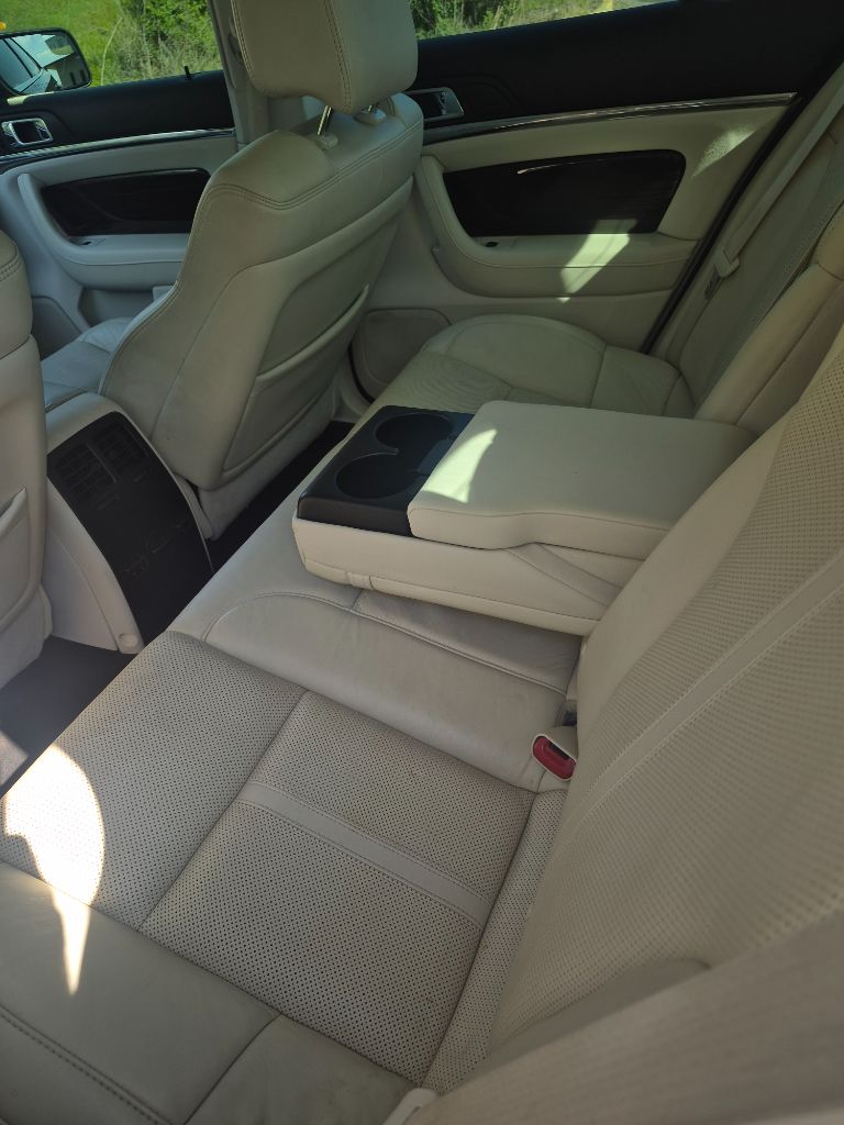 2011 Lincoln MKS - $9,499