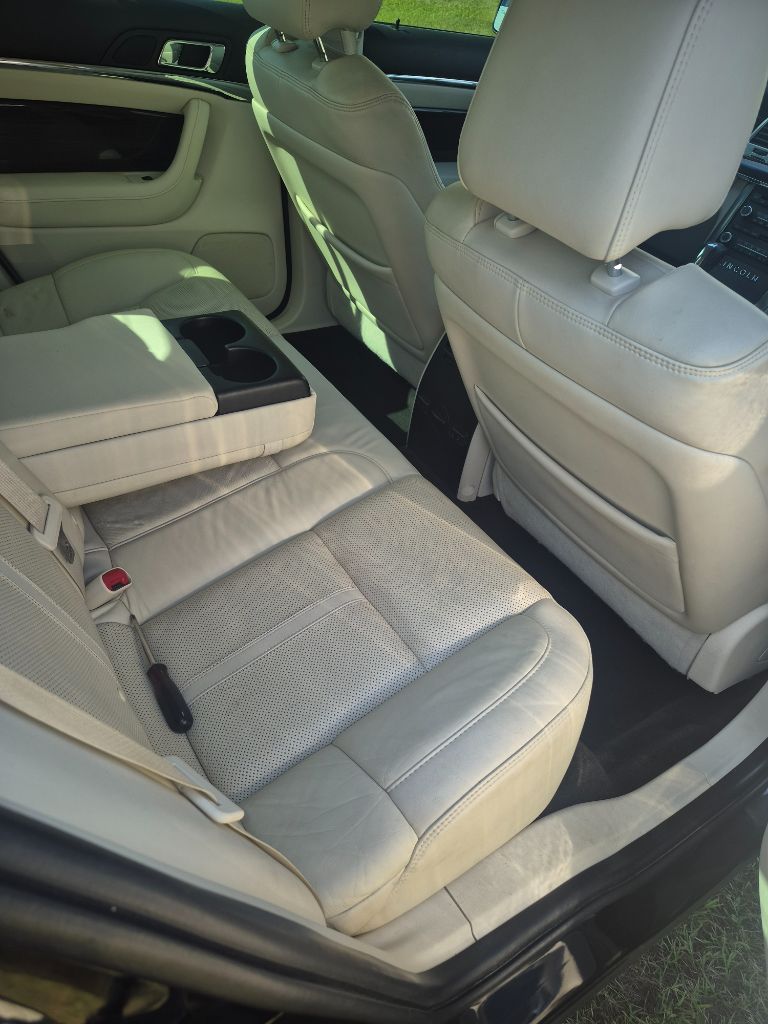 2011 Lincoln MKS - $9,499