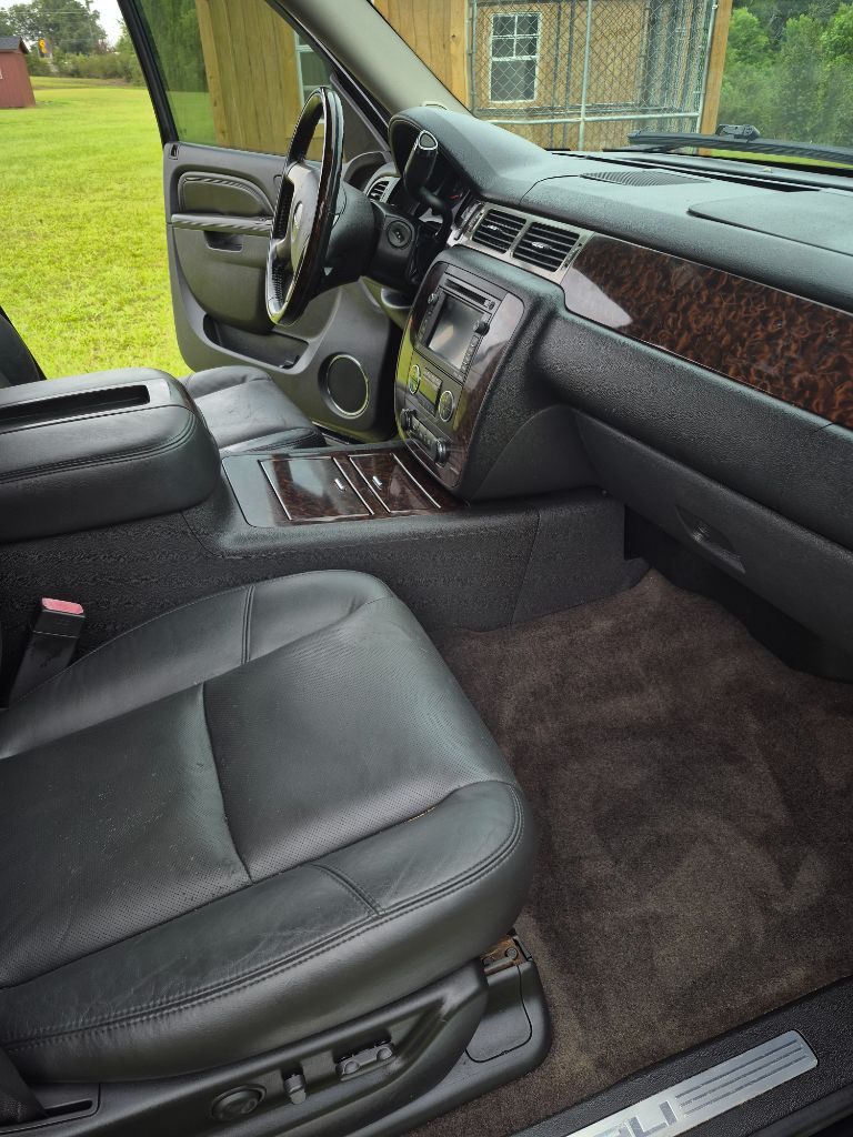 2011 GMC Yukon - $14,950
