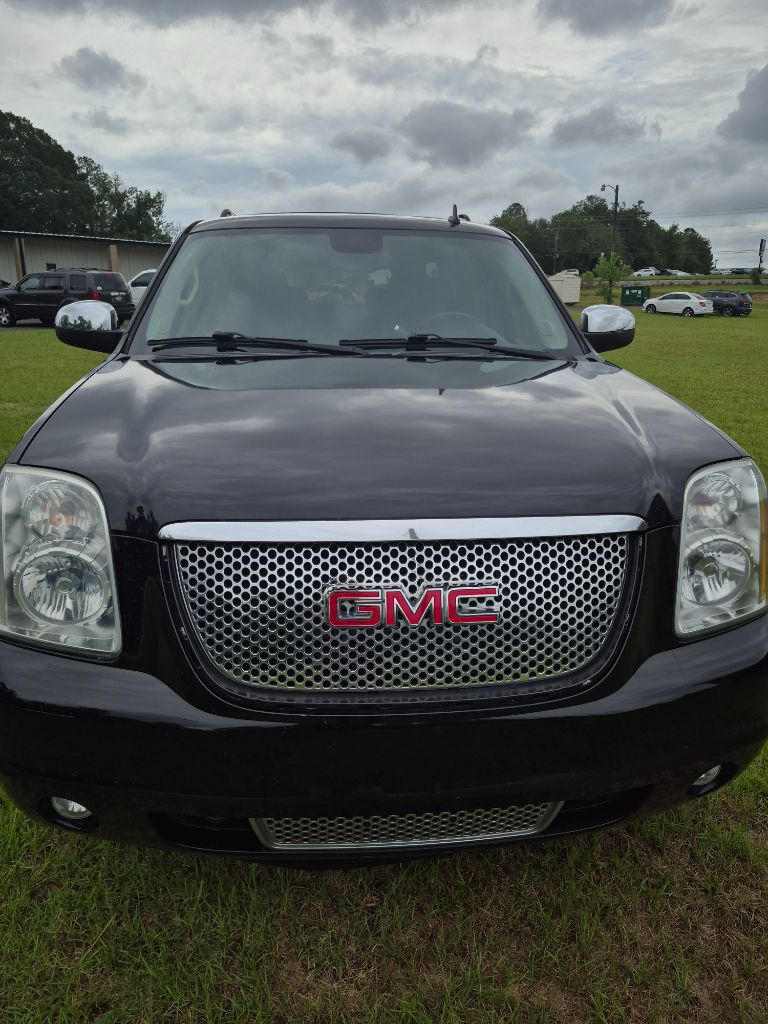 2011 GMC Yukon - $14,950