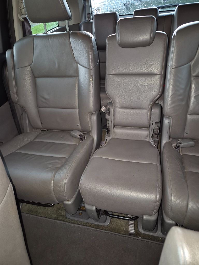 2016 Honda Odyssey - $9,850
