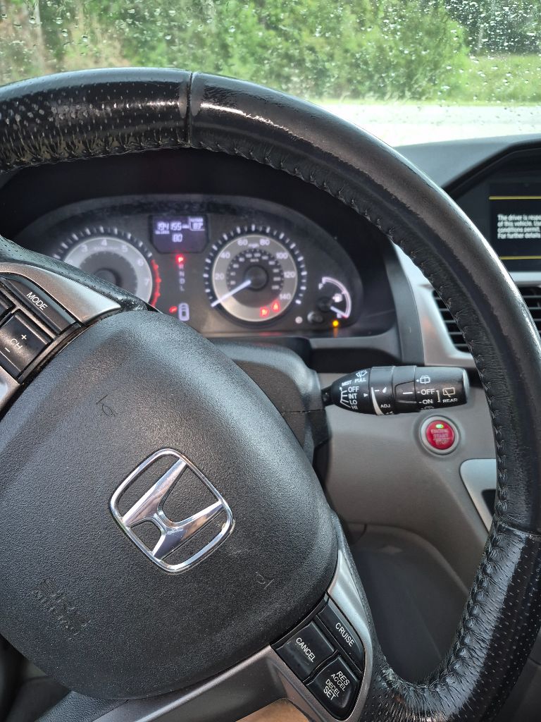2016 Honda Odyssey - $9,850