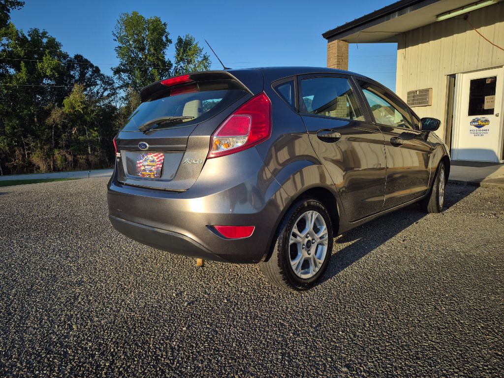2016 Ford Fiesta - $3,350