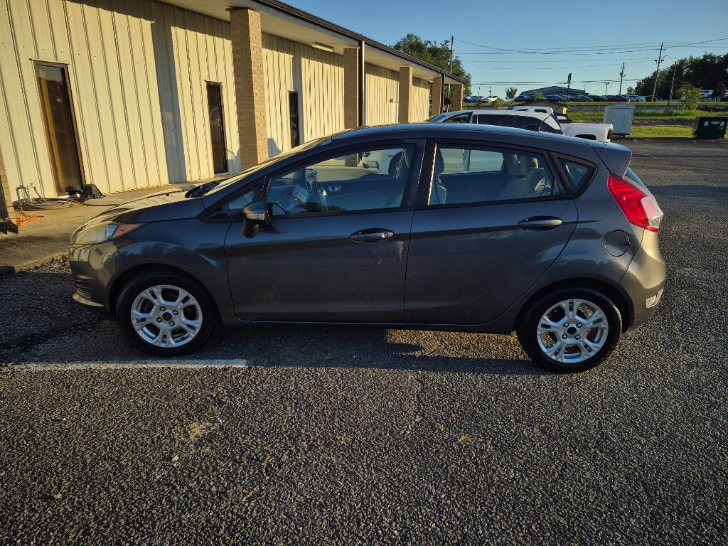 2016 Ford Fiesta - $3,350
