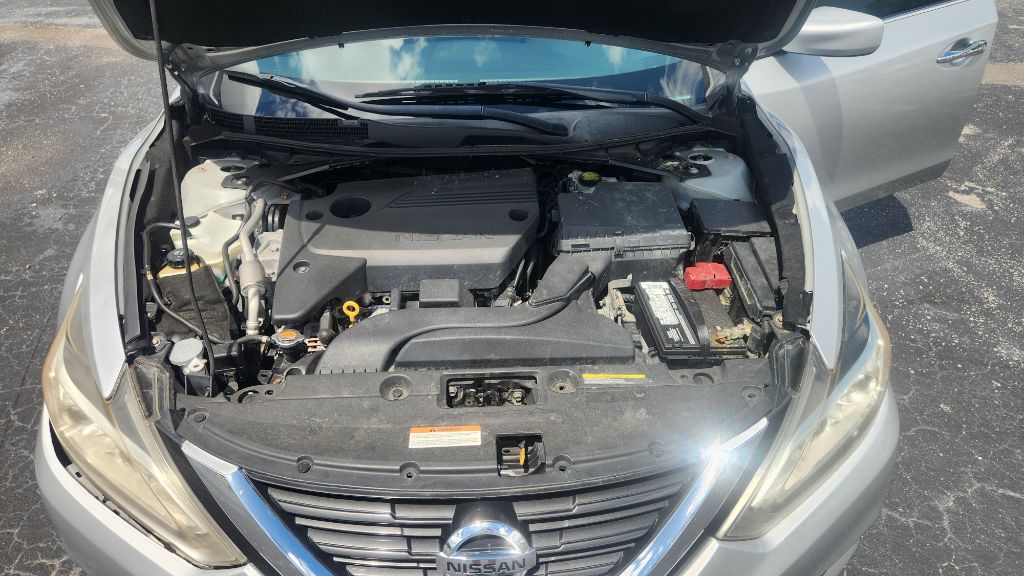 2018 Nissan Altima - $5,000