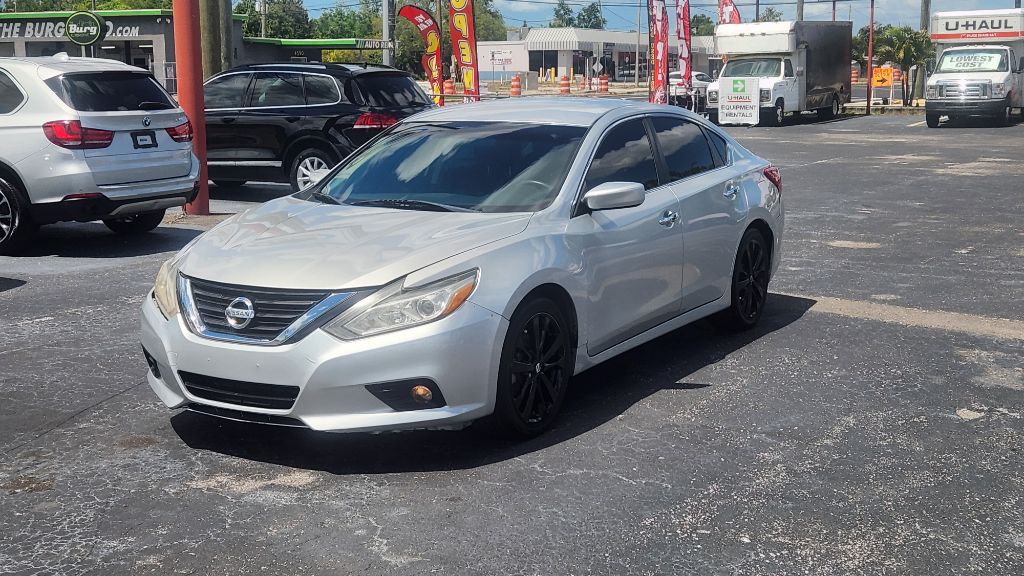 2018 Nissan Altima - $5,000
