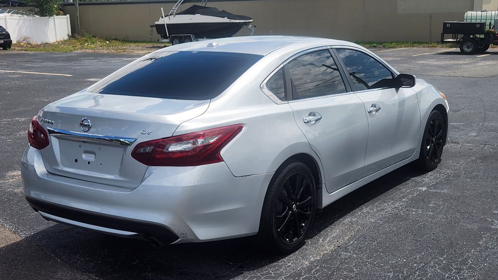 2018 Nissan Altima - $5,000