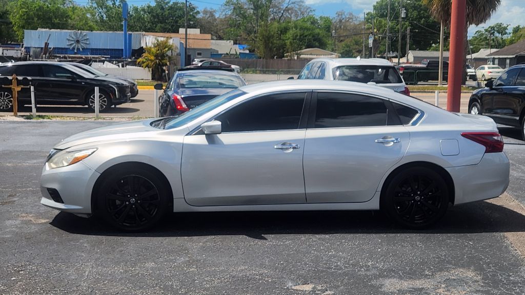 2018 Nissan Altima - $5,000