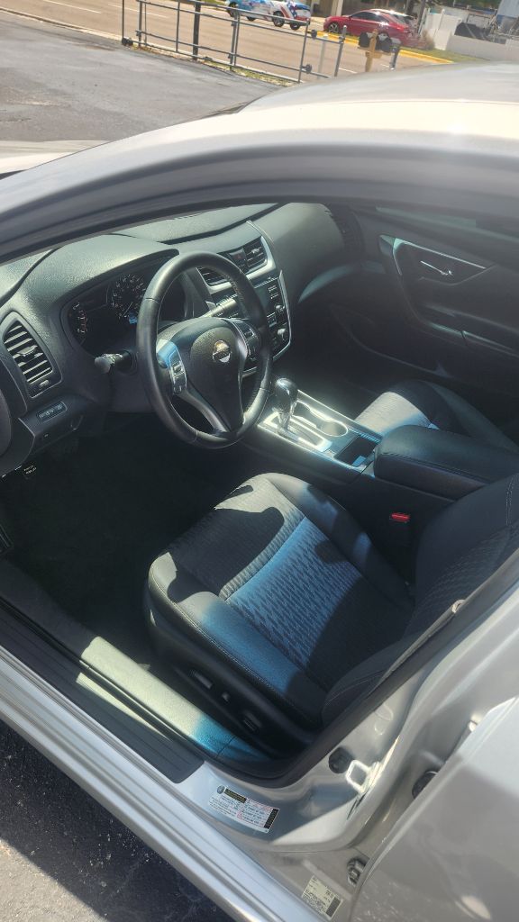 2018 Nissan Altima - $5,000