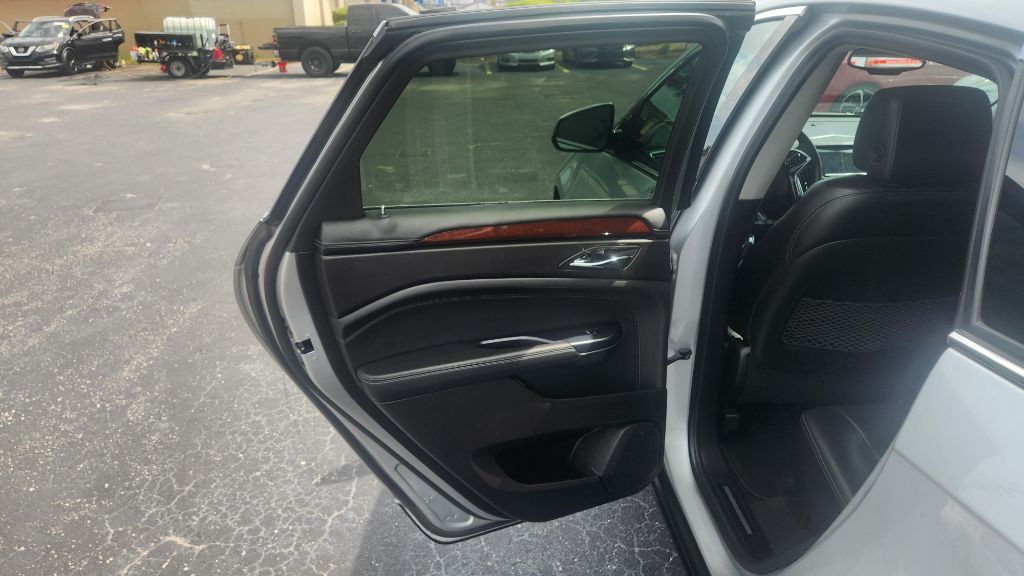 2015 Cadillac SRX - $7,900