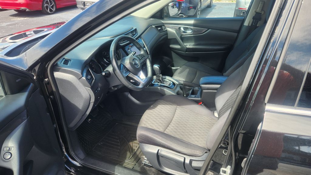 2019 Nissan Rogue - $11,900