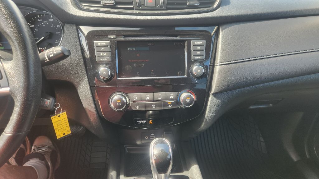 2019 Nissan Rogue - $11,900