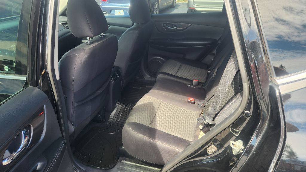 2019 Nissan Rogue - $11,900