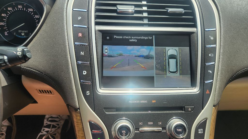 2016 Lincoln MKX - $10,900
