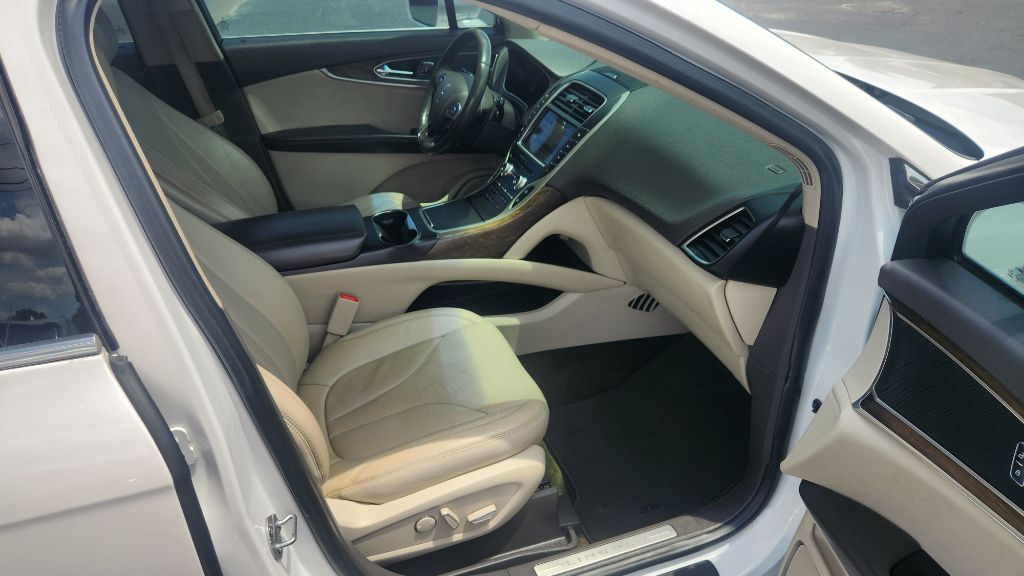 2016 Lincoln MKX - $10,900