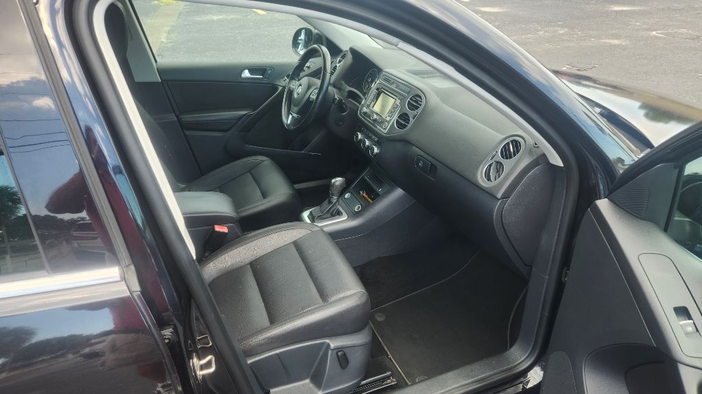 2014 Volkswagen Tiguan - $7,500