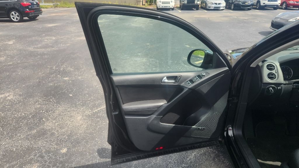 2014 Volkswagen Tiguan - $7,500