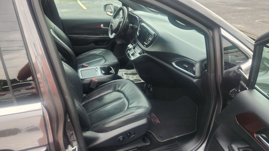 2019 Chrysler Pacifica - $14,500