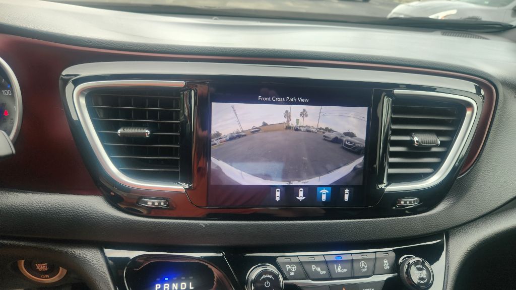 2019 Chrysler Pacifica - $14,500