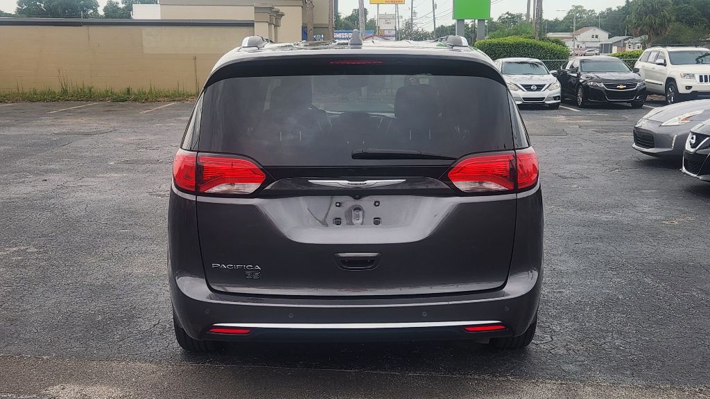 2019 Chrysler Pacifica - $14,500