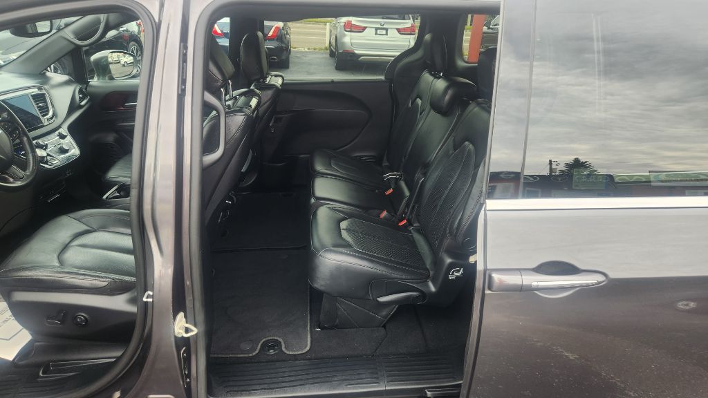 2019 Chrysler Pacifica - $14,500