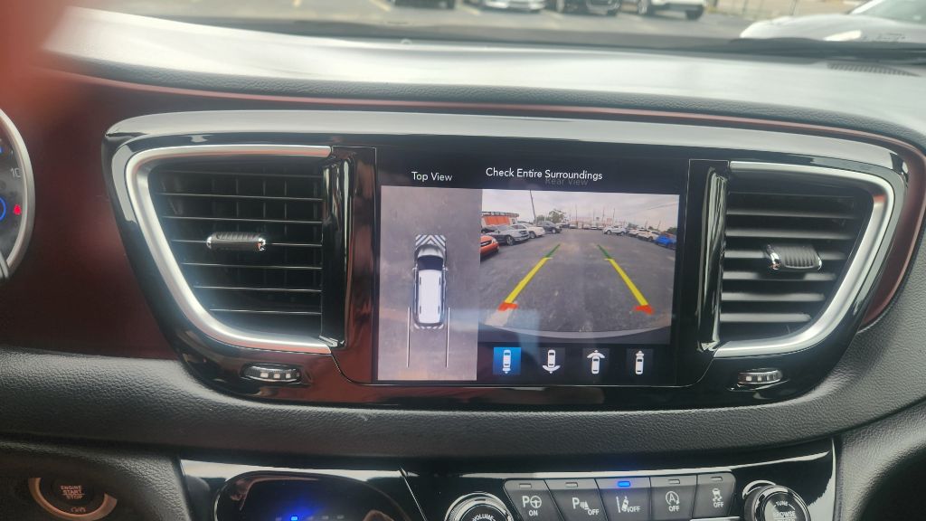 2019 Chrysler Pacifica - $14,500