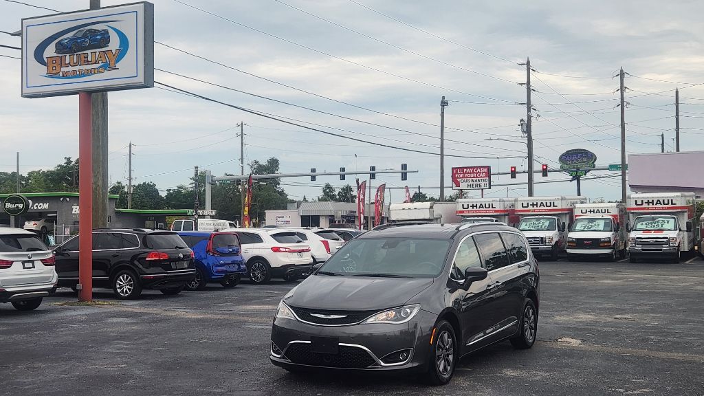 2019 Chrysler Pacifica - $14,500